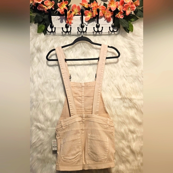 Ardene Denim Utility Overall Shorts - Picture 2 of 6